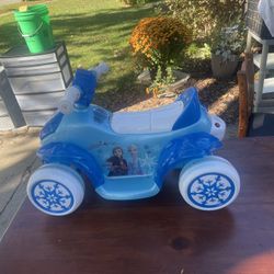 Play Car for Kids, it’s missing the charger, as is, $5