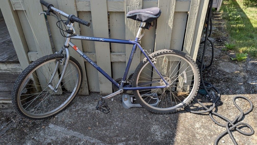 2 Bikes
