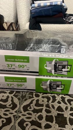 TV wall mount
