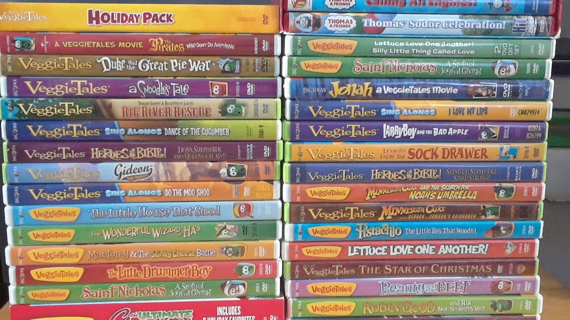 36 veggietales collection DVD set + Thomas and friends fun pack