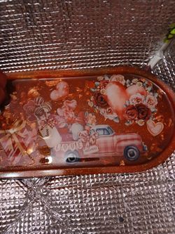 Valentine Lrg Trinket Oval Tray