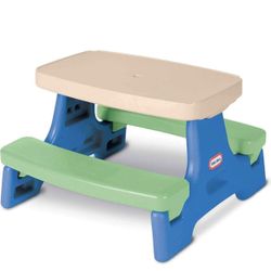 Kids Play Table (Brand New)