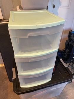Plastic drawer unit $10