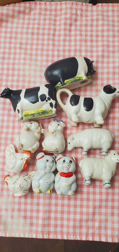 Salt & Pepper Collection Farm Animals Of