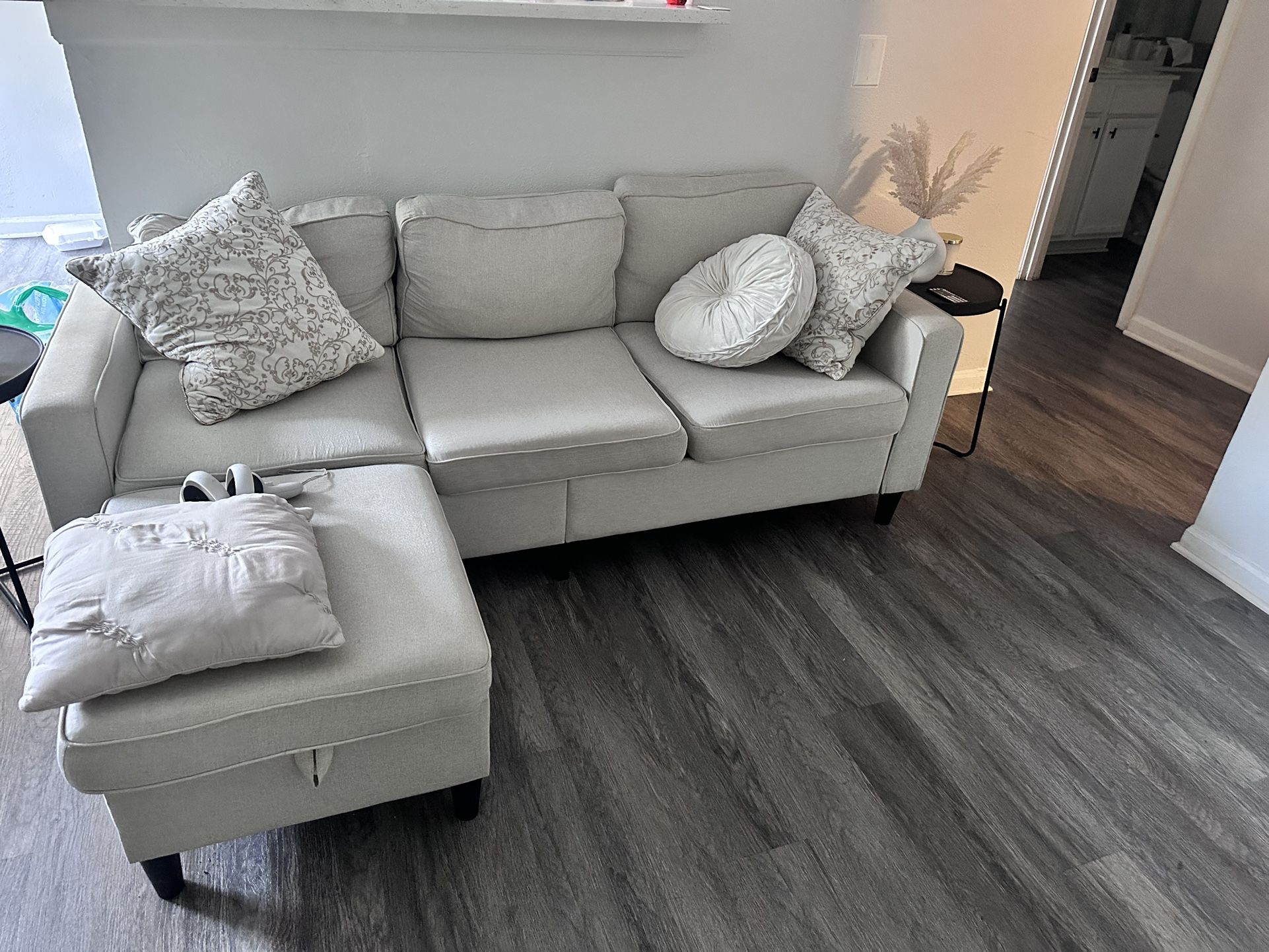 Sectional Sofa