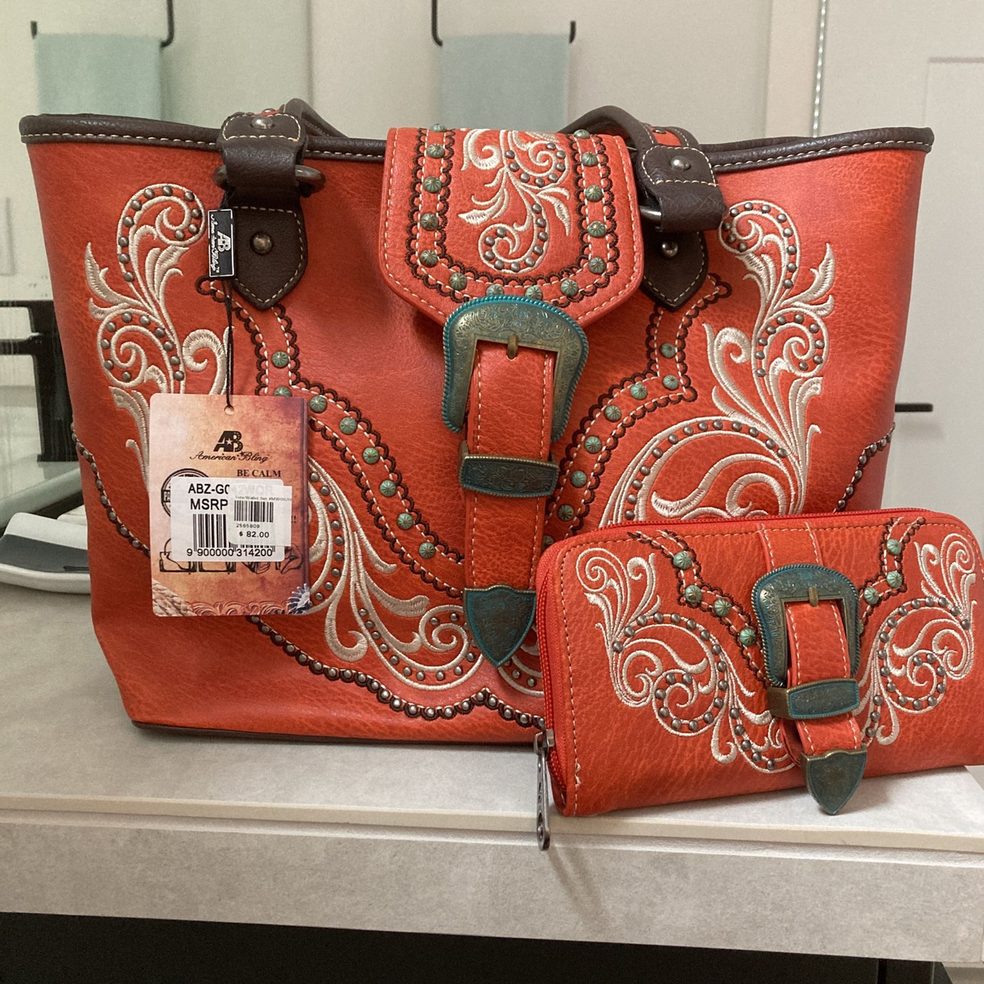 NEW American Bling Buckle Purse/Bag And Wallet