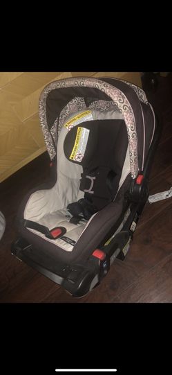 Baby carrier with Base- Click and go !