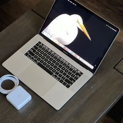 Macbook Pro (4core) i7 16gb / 500gb