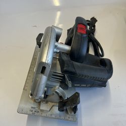 Craftsman Circular Saw. 