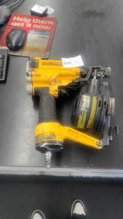Dewalt Nailer