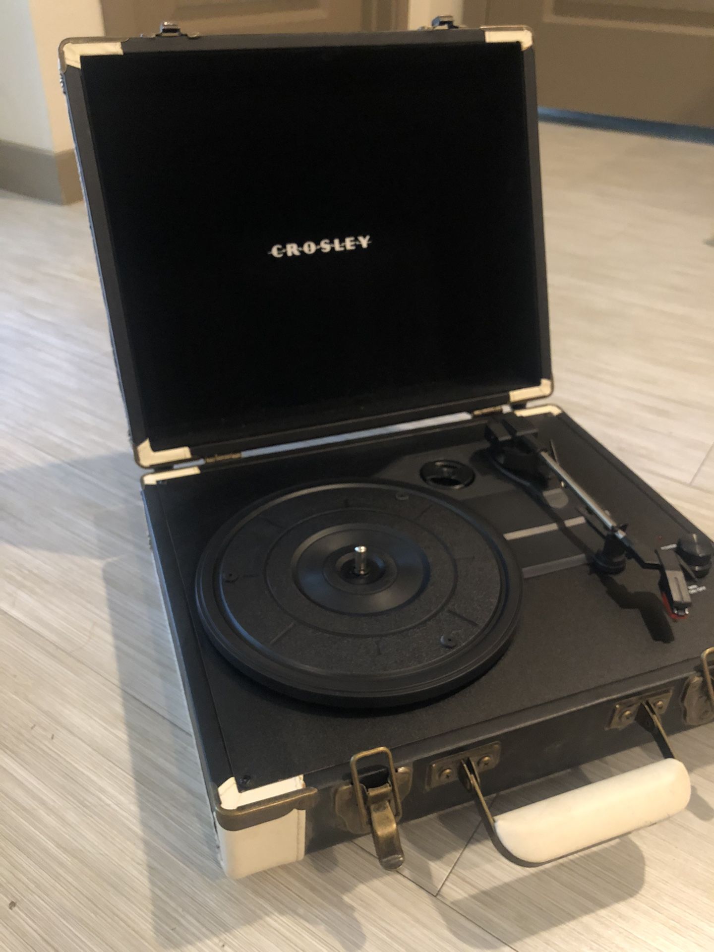 Crosley suitcase record player