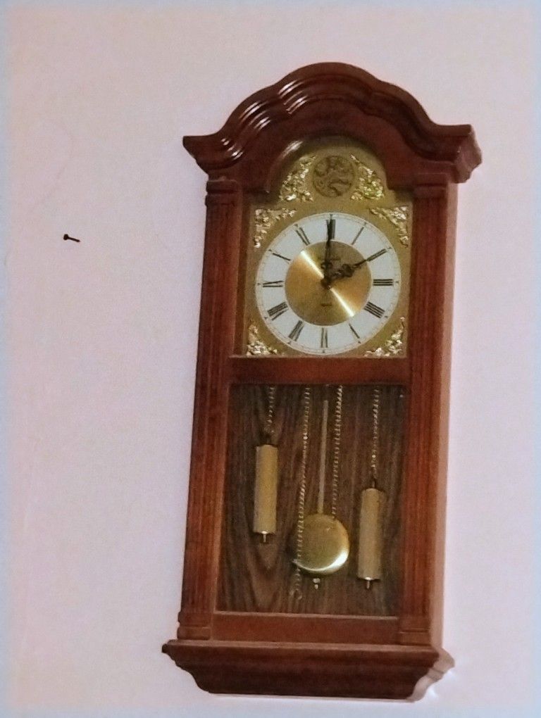 Grandfather Chiming Clock 