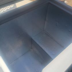 5.0 Cuft Freezer Works Good 