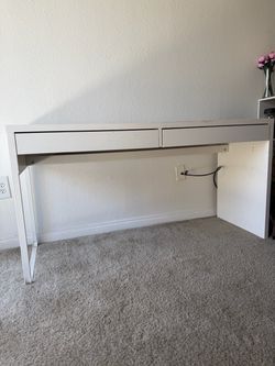 Workstation Computer Desk (White) used