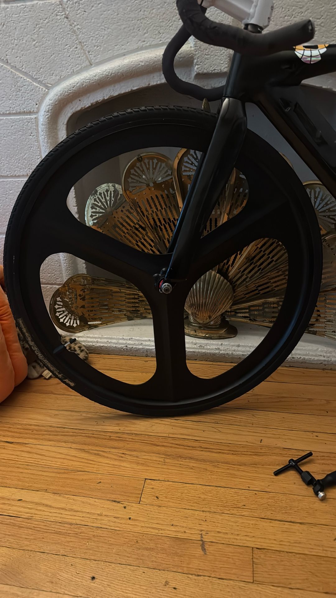 Tri Spoke
