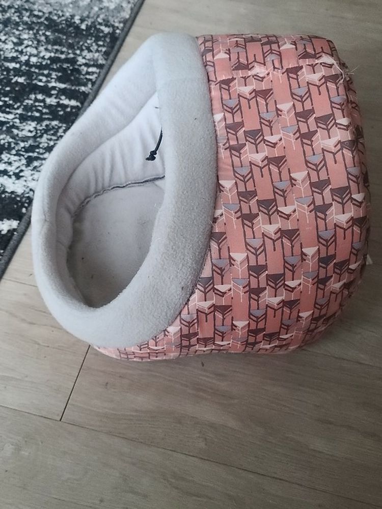 Cat or Small Dog Bed