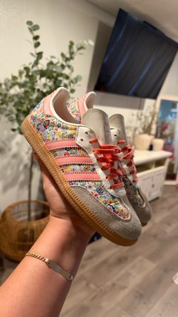 Girls adidas shoes 4Y