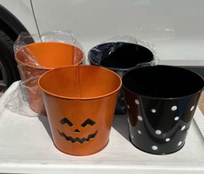 New Halloween Metal Buckets