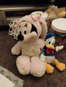 Minne Mouse And Donald Duck 