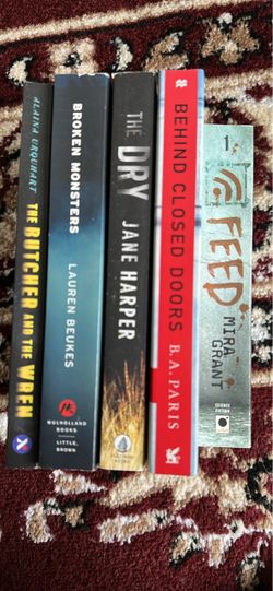 Lot of 5 Paperback Thriller & Fiction Books