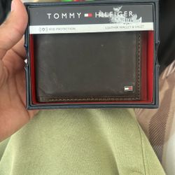Tommy Hilfiger Wallet