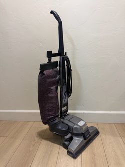 Kirby G4 TechDrive Vacuum – 80th Anniversary Edition – Vintage