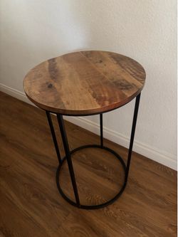 Natural wood round side table