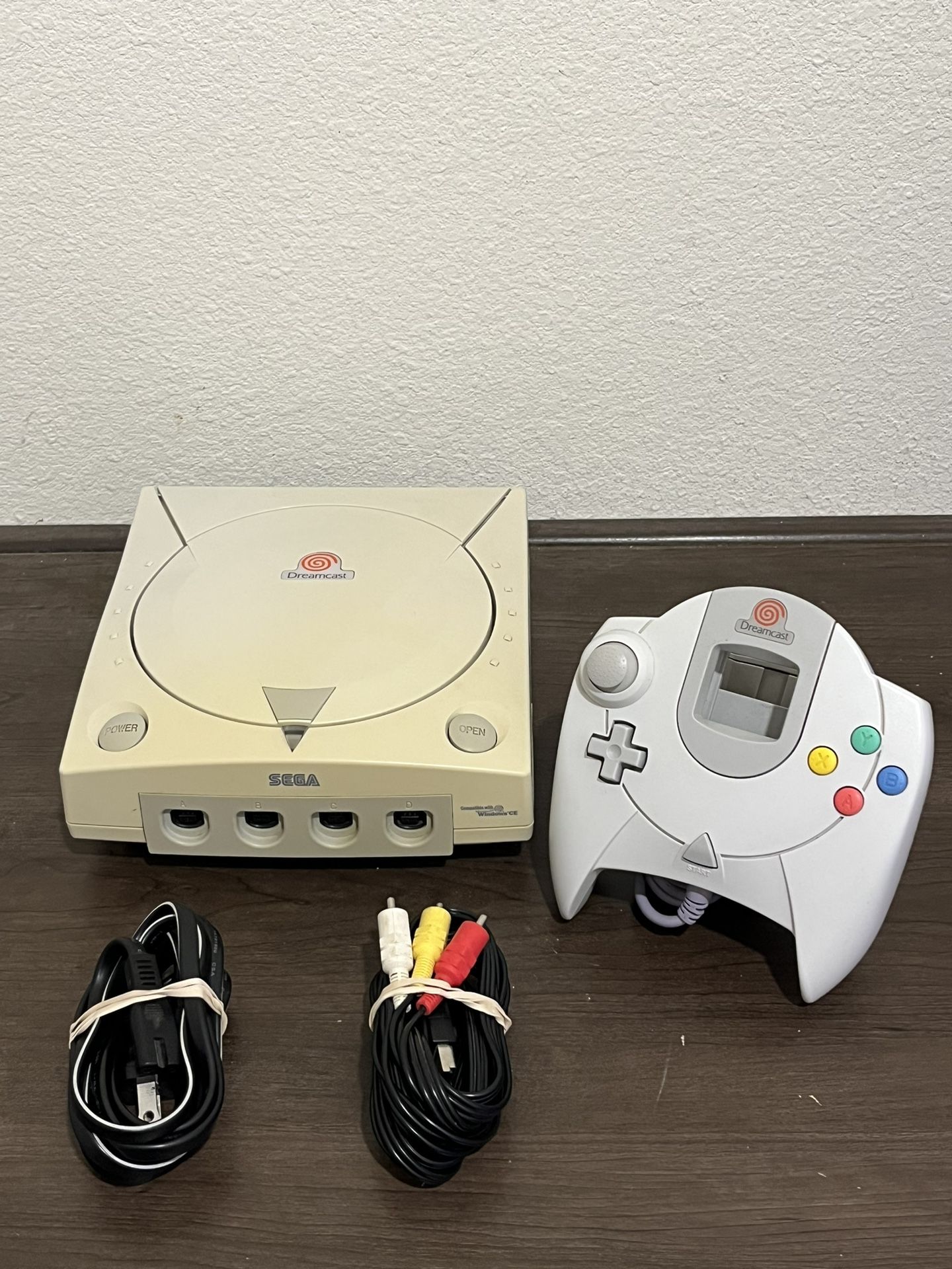 Sega Dreamcast Video Game Console