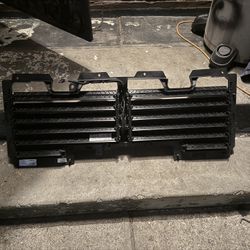 2015 Chevy Tahoe Active Grille Shutter Assembly