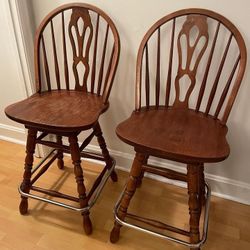 Bar Stools (Vintage Cochrane - 2, Oak, Swivel, Keyhole) located in Donelson