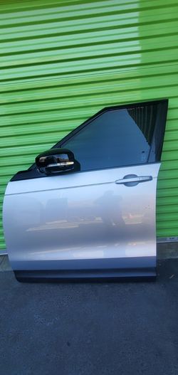 LAND ROVER DISCOVERY DRIVER DOOR 2017-2018-2019-2020-2021-2022-2023-2024 -NO MIRROR