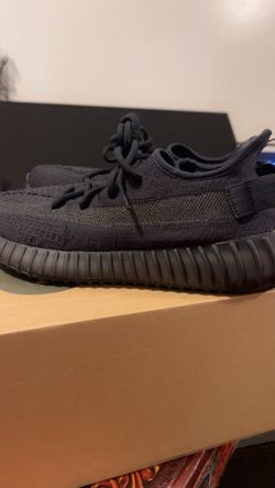 Yeezy Boost 350 V2