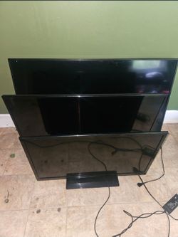 Tvs For Sale! All 3 For 100!  Sizes In description.