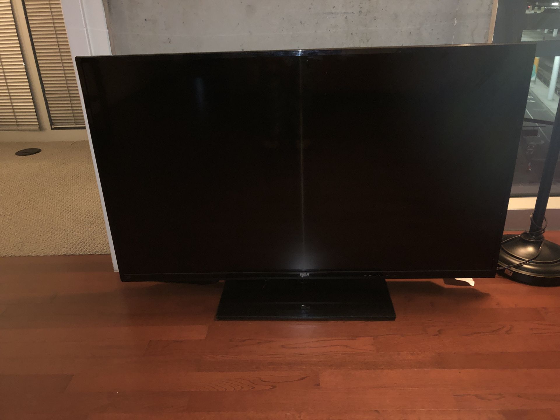 50 inch RCA LED tv (bulb out)