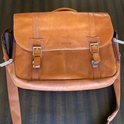 Kenneth Cole Reaction Leather Laptop bag 