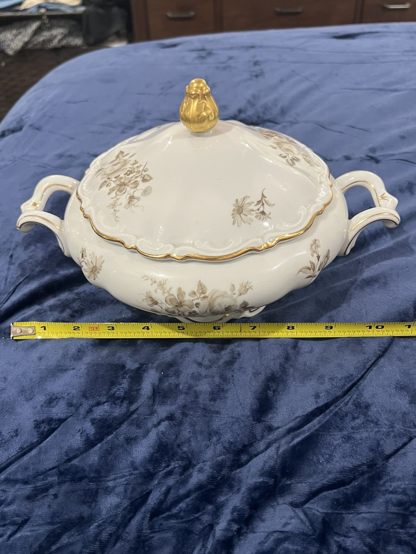 Mitterteich "CHARMING BARBARA" ~ Round Covered Serving Bowl