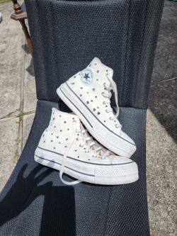 Converse  shoes