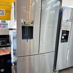 BRAND NEW REFRIGERATOR