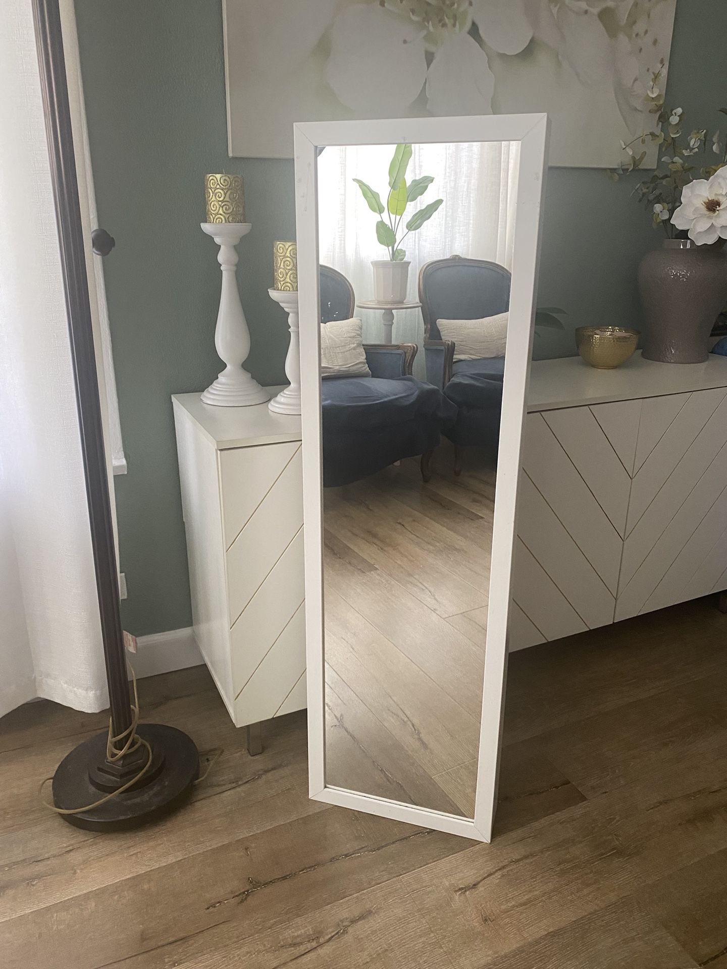 Jewelry Mirror Cabinet