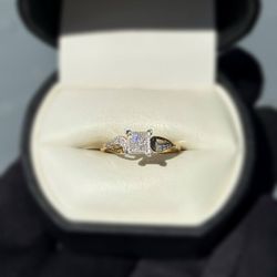 Jewelry 10k solid yellow gold diamonds 0.10CTW square ring sz 7.00