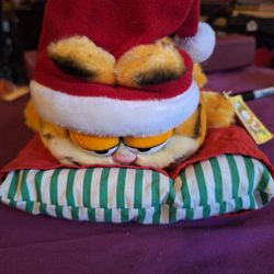 Vintage1981 GARFIELD Christmas Plush Toy W/ Tags