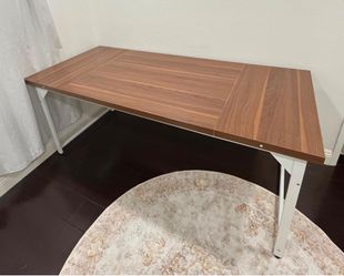 Desk / Workstation