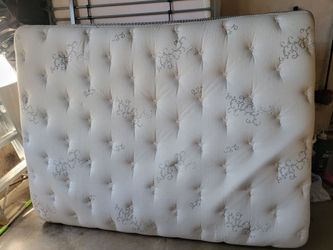 Free queen Size mattress