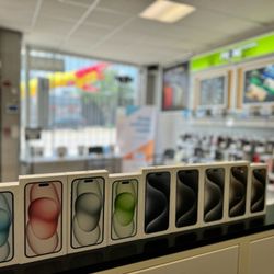 New Unlock iPhone 15 Pro Max 256GB No Credit Need Only $29 Down Payment Today!! Keep Your Carrier & Plan 