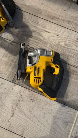 Cordless Dewalt jigsaw