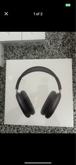 AirPod maxes