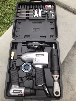 Husky Neumatic Set Like New