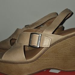 Tan Wedged Lucky Brand. 