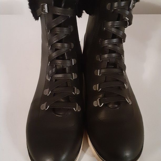 MIA Snow BOOTS