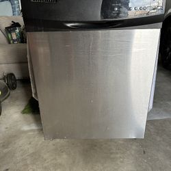 Whirlpool Dishwasher 